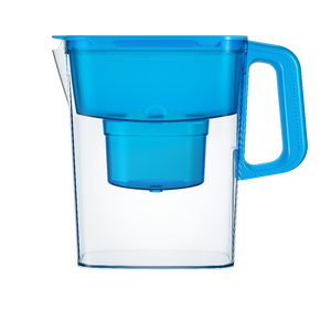 קנקן לסינון מים בנפח של 2.4 ליטר Pascale Water & Life Compact כחול + 4 פילטרים מתנה!