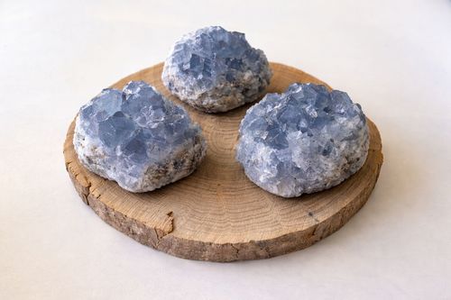מושבת סלסטייט CELESTITE CLUSTER