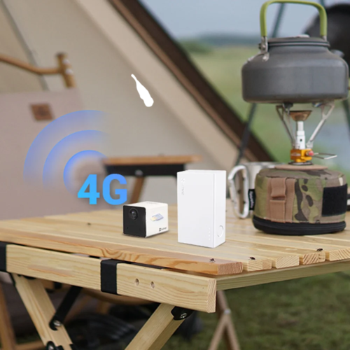 מצלמת 4G מיני לבנה + סוללת גיבוי CB2 3MP מבית EZVIZ