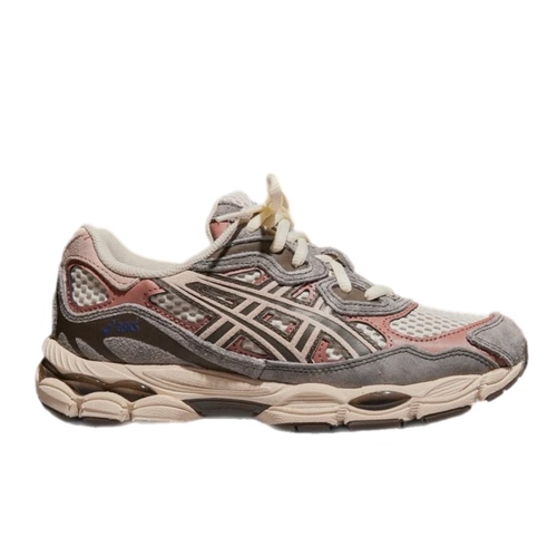נעל ASICS מידות 36-42 לנשים בגוון אפור-כסוף