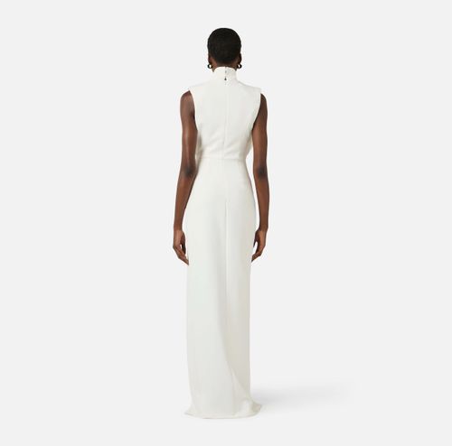 Red Carpet dress in lightweight crêpe fabric with satin lapels