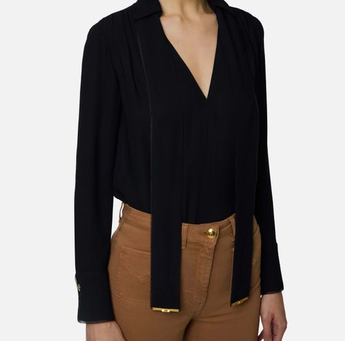Blouse in viscose georgette fabric with sash belt