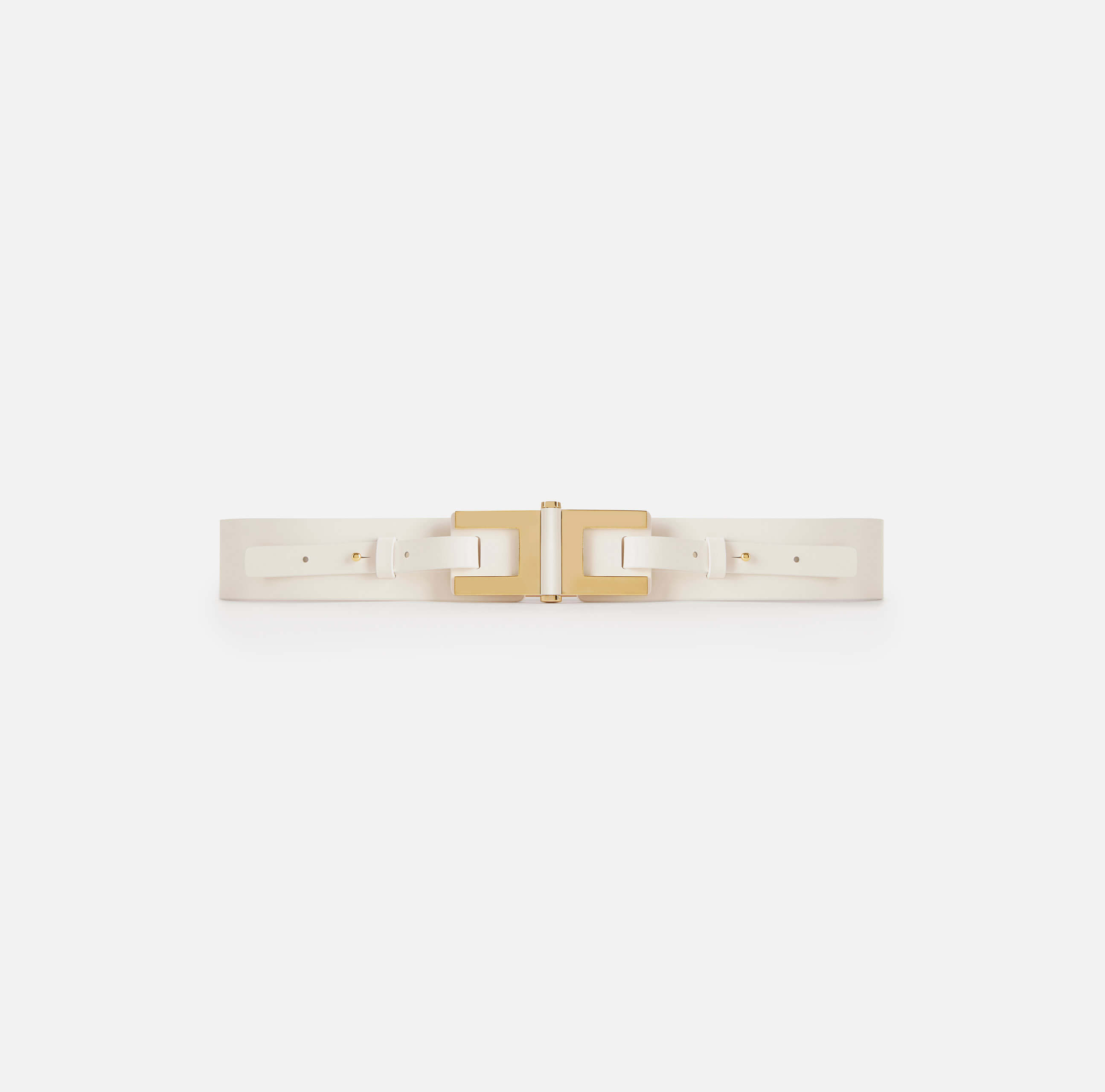 Leather belt with logo detail
