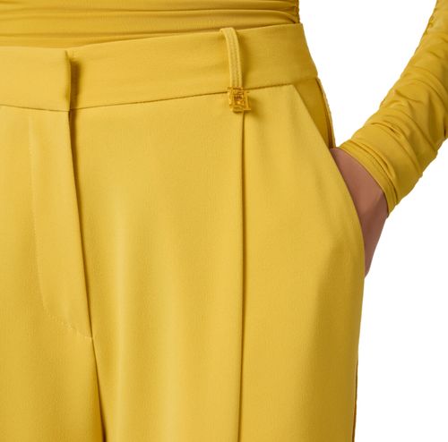 Lightweight crêpe fabric trousers