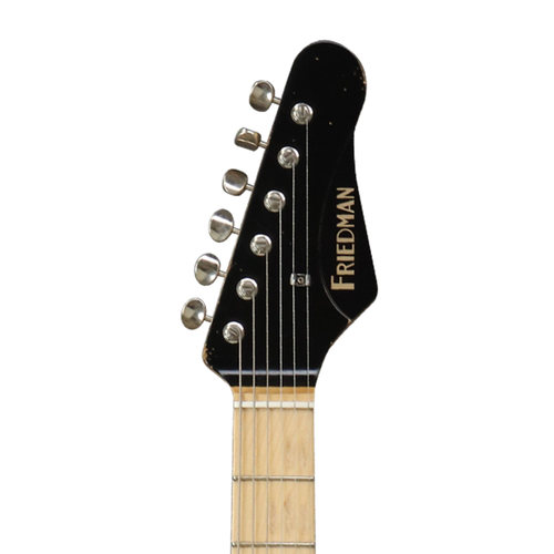 גיטרה חשמלית לבנה עם נקודות שחורות + ארגז FRIEDMAN VINTAGE T-AMRHN-909-MNQ52-V1B3