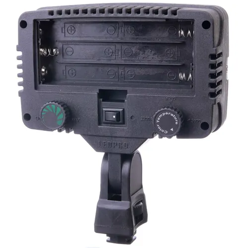 פנס לד LUXMEN Z9