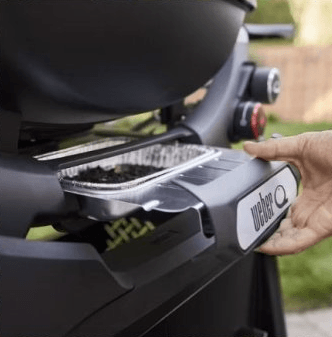 גריל גז 2 מבערים עם עגלה 18,000 BTU דגם +Q2800N מבית Weber