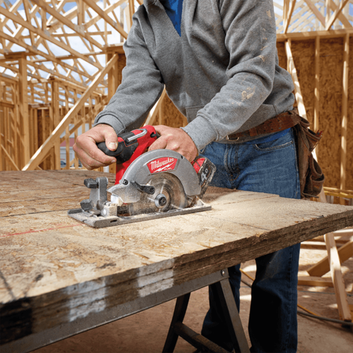 מסור עגול נטען מילווקי Milwaukee M18 FUEL CCS55-0 165mm 4933459191