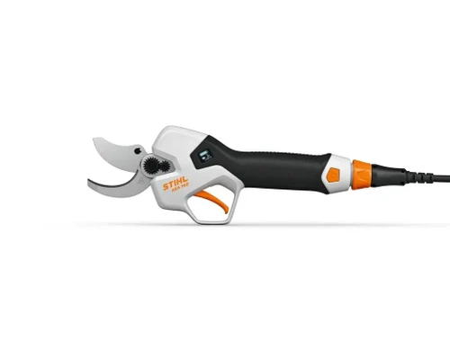 מזמרה נטענת STIHL ASA 140 תקריב - להב חיתוך מקצועי עם שליטה מדויקת וצג דיגיטלי