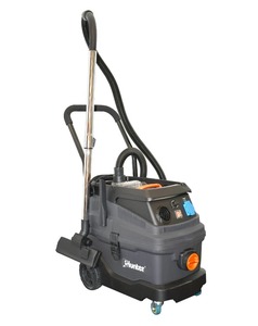 שואב אבק תעשייתי אוטומטי 1600W רטוב/יבש כולל שקע תוצרת HUNTER