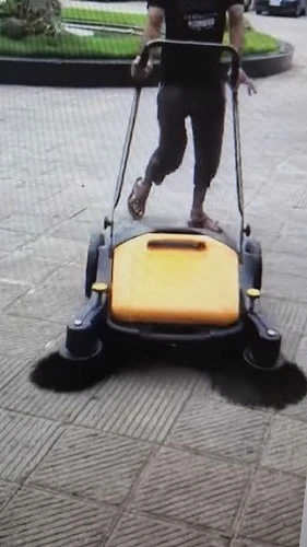 מטאטא מכני מקצועי 45 ליטר Krauss KR-0999 