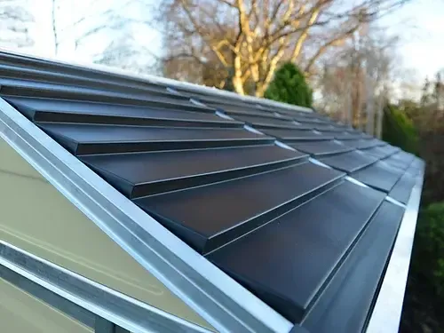 מחסן גינה Skylight קרם 1.90x2.30-הובלה חינם 703389