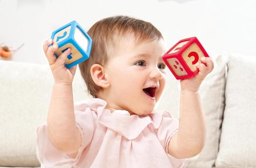 קוביות עץ וסיליקון
