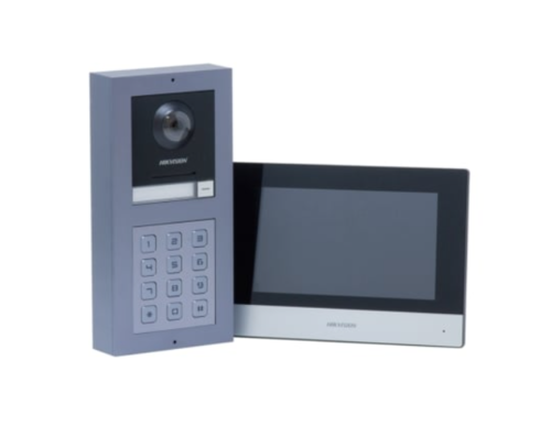 קיט אינטרקום דור 2 Hikvision DS-KIS8003-ACF2 עם קודן, מצלמה, לחצן ומסך 6320 להתקנה מתחת לטיח ל-2 דירות