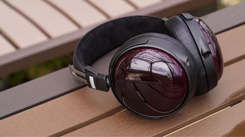 FiiO FT13 - אוזניות דינמיות סגורות עם כיסויי עץ וגימור סגול