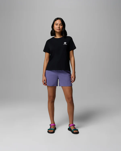 חולצת טי קצרה לנשים - Rolling Bend Graphic Short Sleeve Shirt