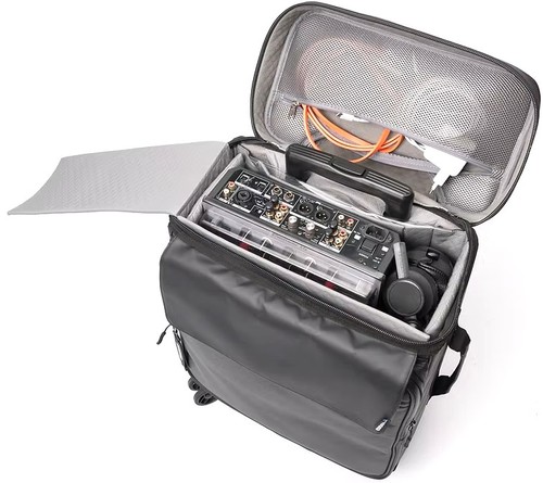 זווית נוספת magma solid blaze cabin trolley
