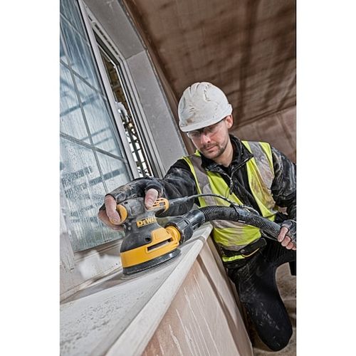 מלטשת אקצנטרית DeWALT DWE6423 5 אינץ' בצבע צהוב ושחור מהירות משתנה גומי overmold כיס אבק Hook and Loop