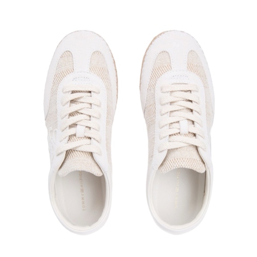 נעל TOMMY JEANS מידות 36-40 לנשים בגוון קרם תחרה
