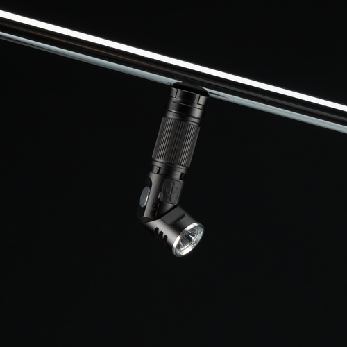 פנס LED Iluminos 450 עם מתקן ראש – 450 לומן National Geographic