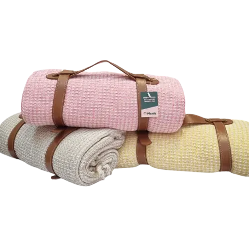 שמיכת פיקניק איכותית בצבע בז' ולבן | Urban Picnic Blanket