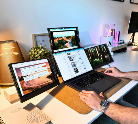 שלישיית צגים ניידים Quad-Screen S8 למחשב נייד