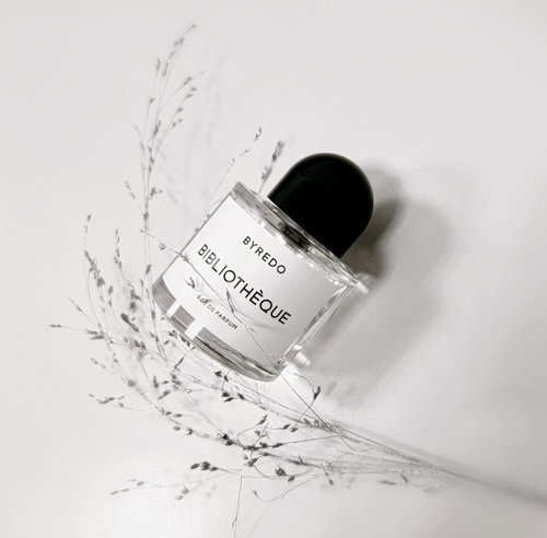 בושם יוניסקס Byredo Bibliothèque EDP 100 ml
