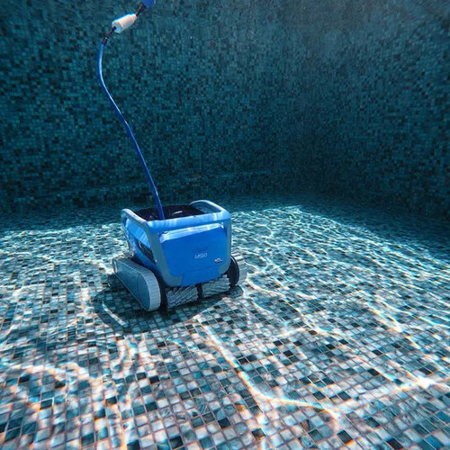 רובוט לניקוי בריכה Dolphin M550 דולפין
