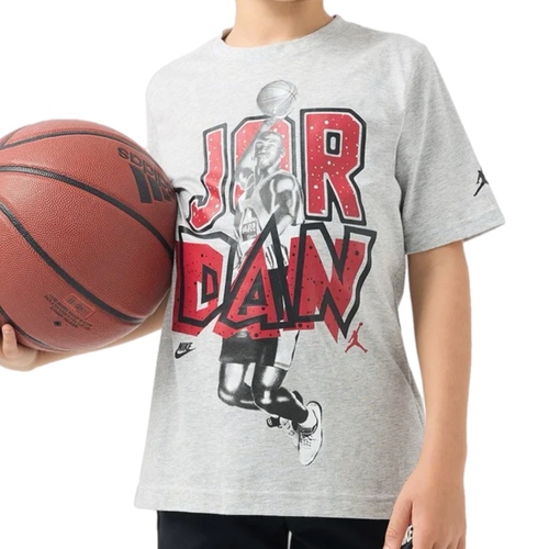 חולצה JORDAN מידות 8-16 לילדים בגוון אפור עם הדפס