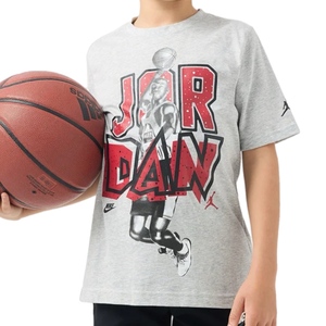 חולצה JORDAN מידות 8-16 לילדים בגוון אפור עם הדפס