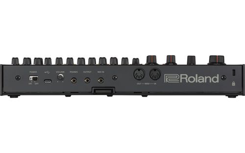 זוית נוספת Roland TR-08 808 drum machine