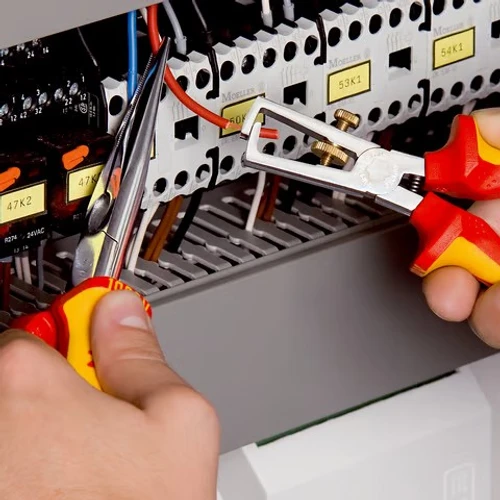 מקלף בידוד אוניברסלי מבודד עד 1000V דגם 1106160 Knipex קניפקס