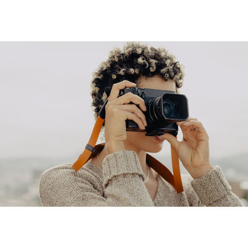 רצועה למצלמה Peak Design Form Leather Camera Strap Short