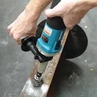 משחזת ציר חשמלית עם וויסות מהירות דגם MAKITA GD0800C מקיטה