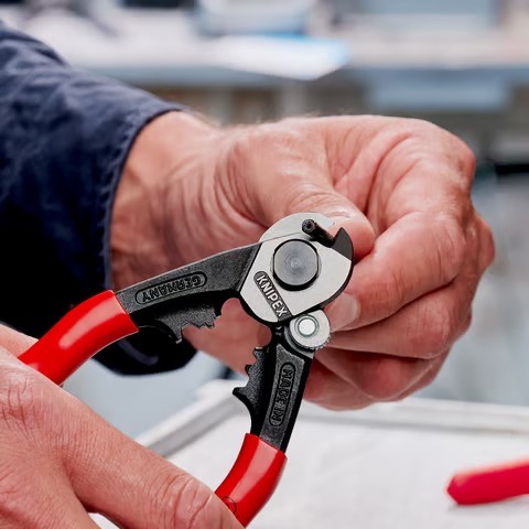 חותך כבל פלדה מקצועי 9561190 Knipex קניפקס
