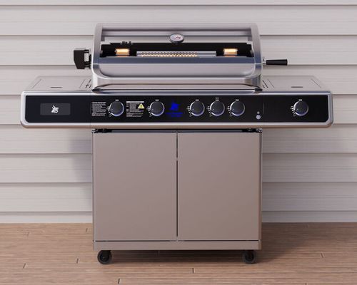 גריל גז Beefmaster Deluxe 4 עם עגלה יציבה - 4 מבערי Quad יציקת ברזל, כירת צד עוצמתית ומבער אינפרא אחורי לצלייה מקצועית