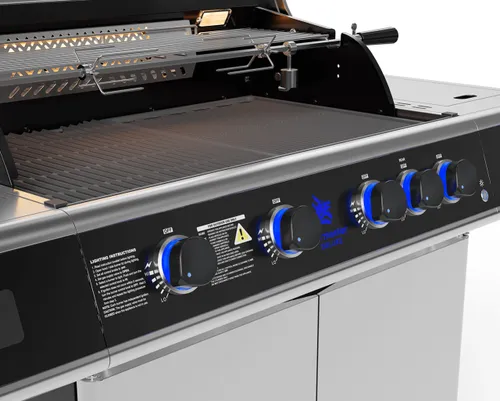 גריל גז Beefmaster Deluxe 4 עם עגלה יציבה - 4 מבערי Quad יציקת ברזל, כירת צד עוצמתית ומבער אינפרא אחורי לצלייה מקצועית