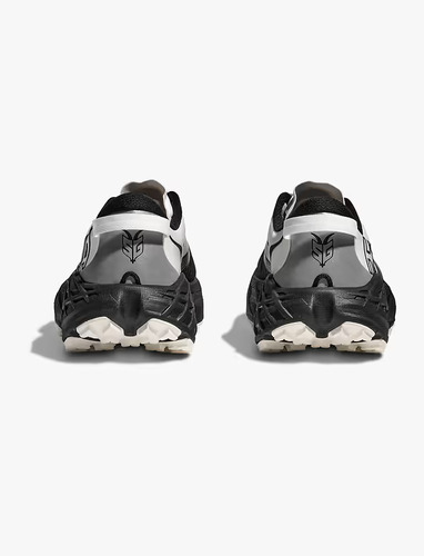 נעלי שטח HOKA Speedgoat 7 רחבות ועמידות
