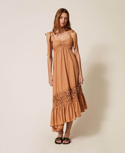 Poplin midi dress with macramé