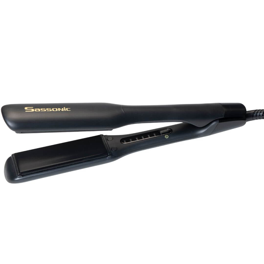 מחליק שיער מבית SASSONIC עם פלטה רחבה דגם ESE-295
