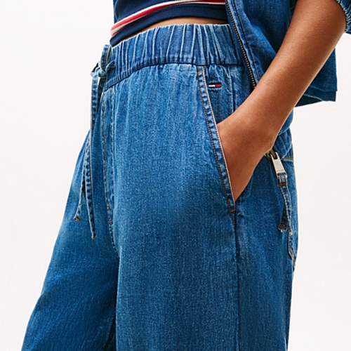 מכנס TOMMY JEANS מידות XS-XL לנשים בגוון כחול