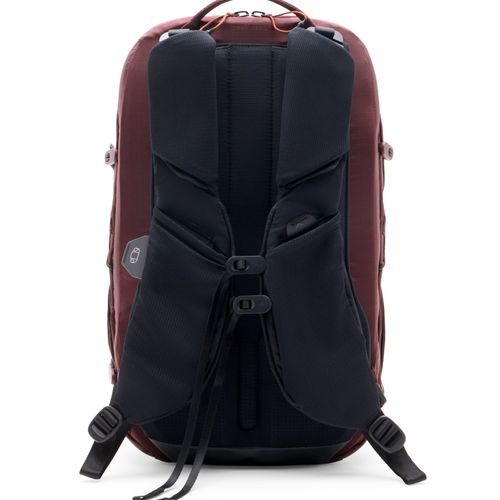 תיק צילום לטיולים Peak design Outdoor Backpack Zip 18L