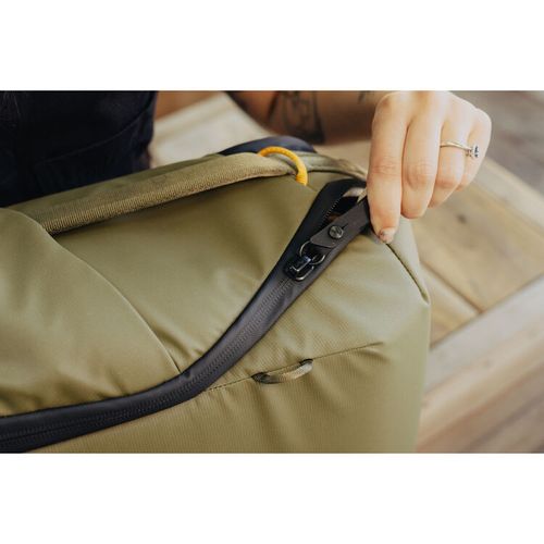 תיק גב לציוד צילום Peak design Everyday Backpack Zip 15L v3
