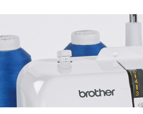 מכונת תפירה אוברלוק Brother 2104D Overlocker