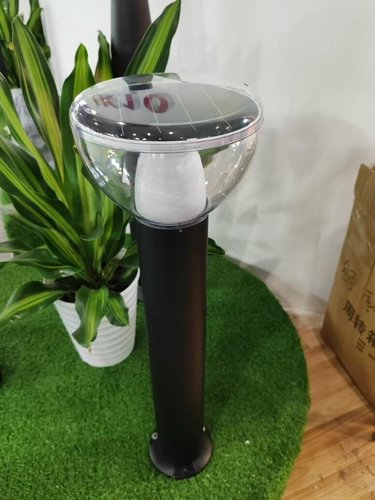 עמוד תאורה סולארי 2 גווני הארה IK10 דגם רון