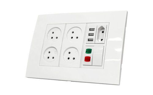  עמדת  HOME & OFFICE תחת הטיח 6 מודול, 4 שקעים ומתאם ג 
