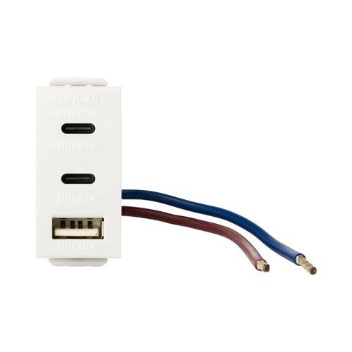  מטען מהיר 3 יציאות USB 2C+A PD לבן 1M MATT ניסקו סוויץ' 