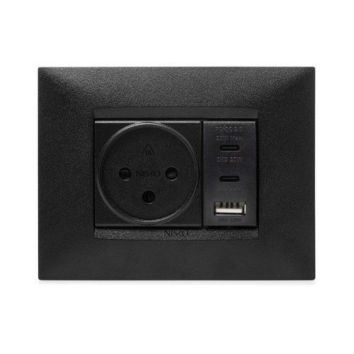  מטען מהיר 3 יציאות USB 2C+A PD שחור 1M MATT ניסקו סוויץ' 