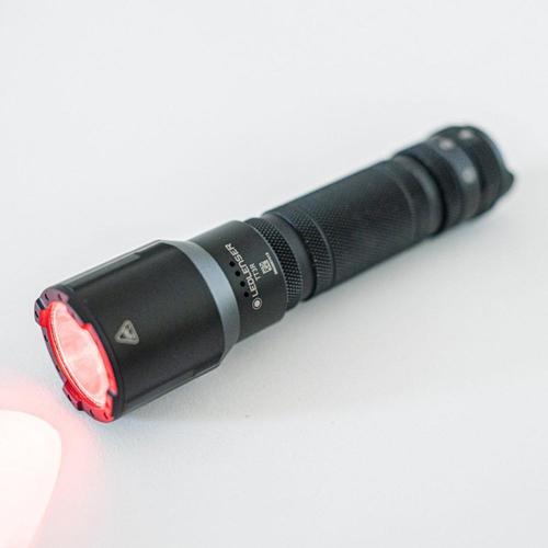 פנס יד טקטי TT3R 1900 Lumens מבית LEDLENSER