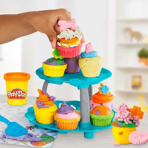 פליידו יצירת קאפקייקס - Play-Doh